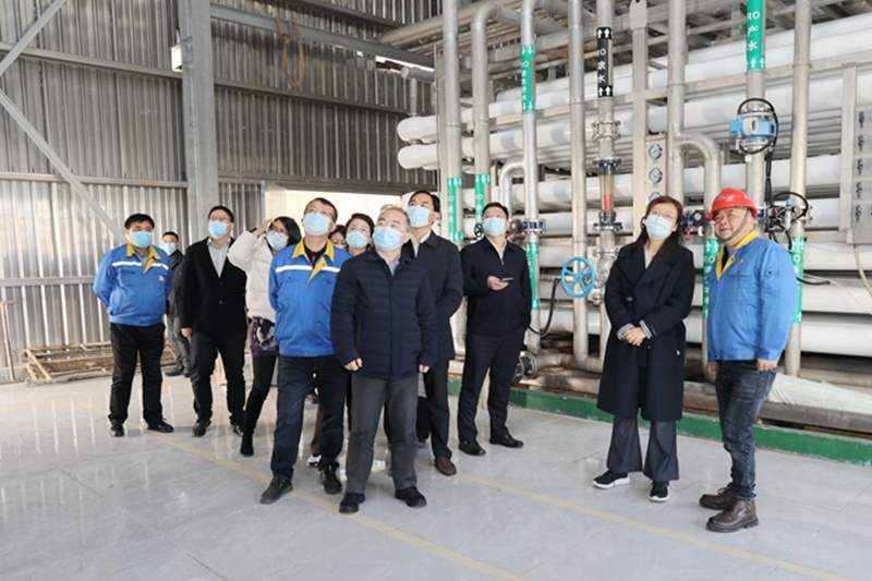 2022年12月15日，時(shí)任浙江省發(fā)展改革委黨組成員、副主任吳紅梅蒞臨景興紙業(yè)調(diào)研企業(yè)用能、節(jié)能工作